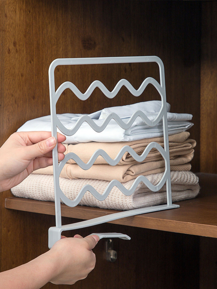 The Closet Divider — Expandable Shelf Organizer