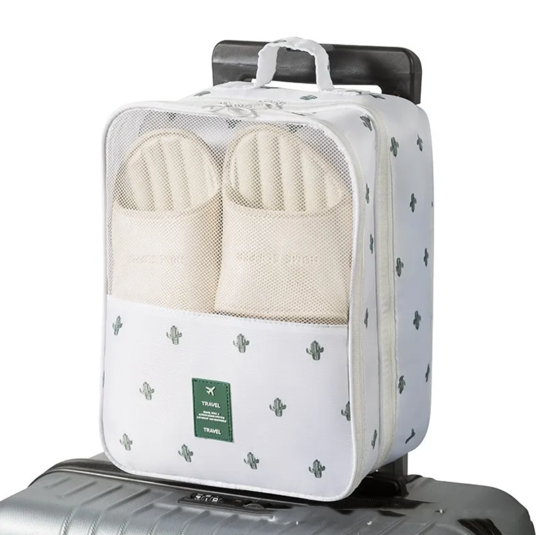 The Fresh Step — Three-Layer Travel Shoe Bag