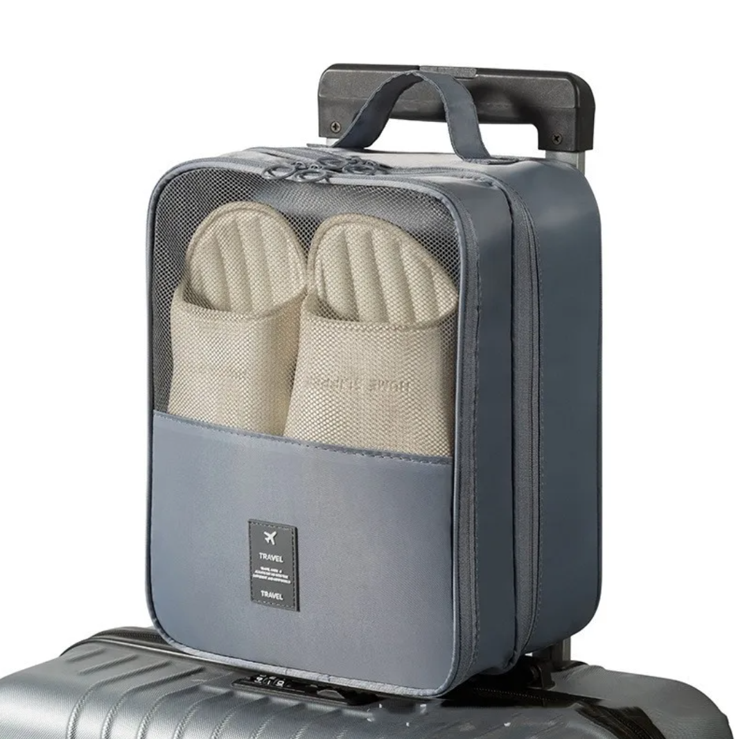 The Fresh Step — Three-Layer Travel Shoe Bag